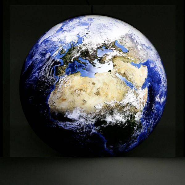 LED-Dekolampe Erde / blauer Planet, gross, Ø78cm – dunkel